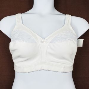 PLUSFORM Instant Shaping White Lace Bra 38DD
